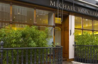 Michael Van Clarke Salon