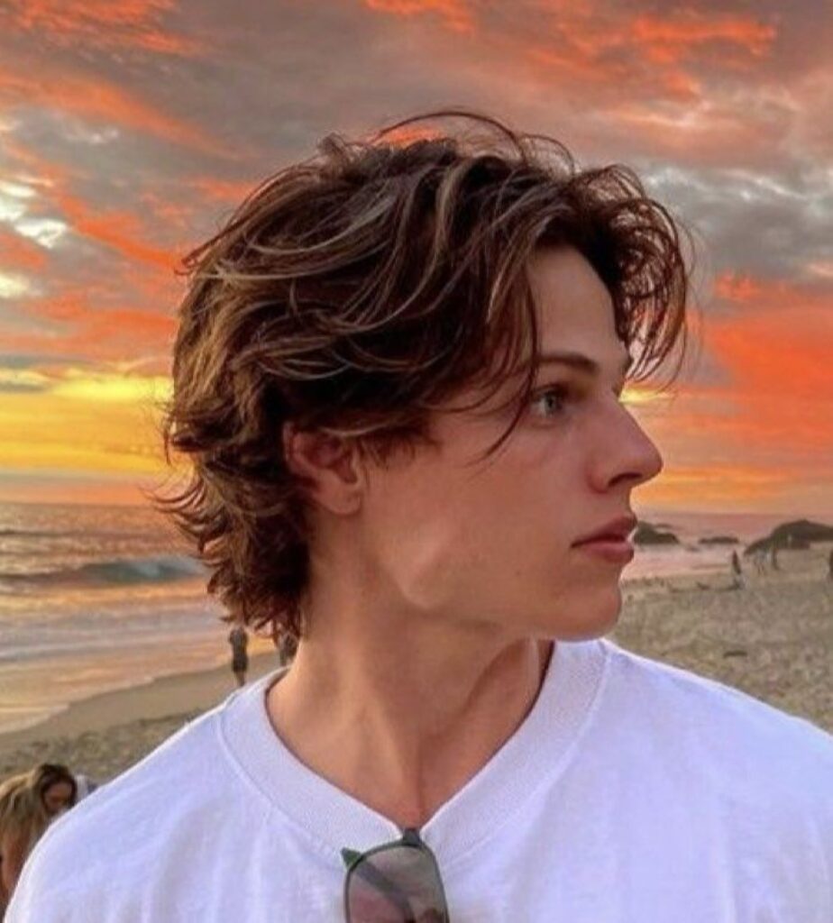 Surfer Style Wavy Hair