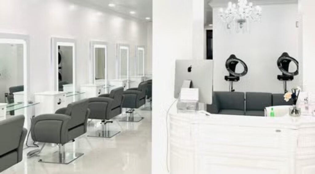 Dejavous Salon