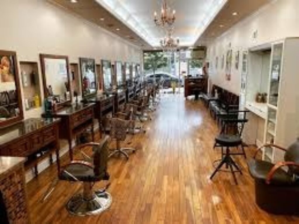 Toni Andri Salon